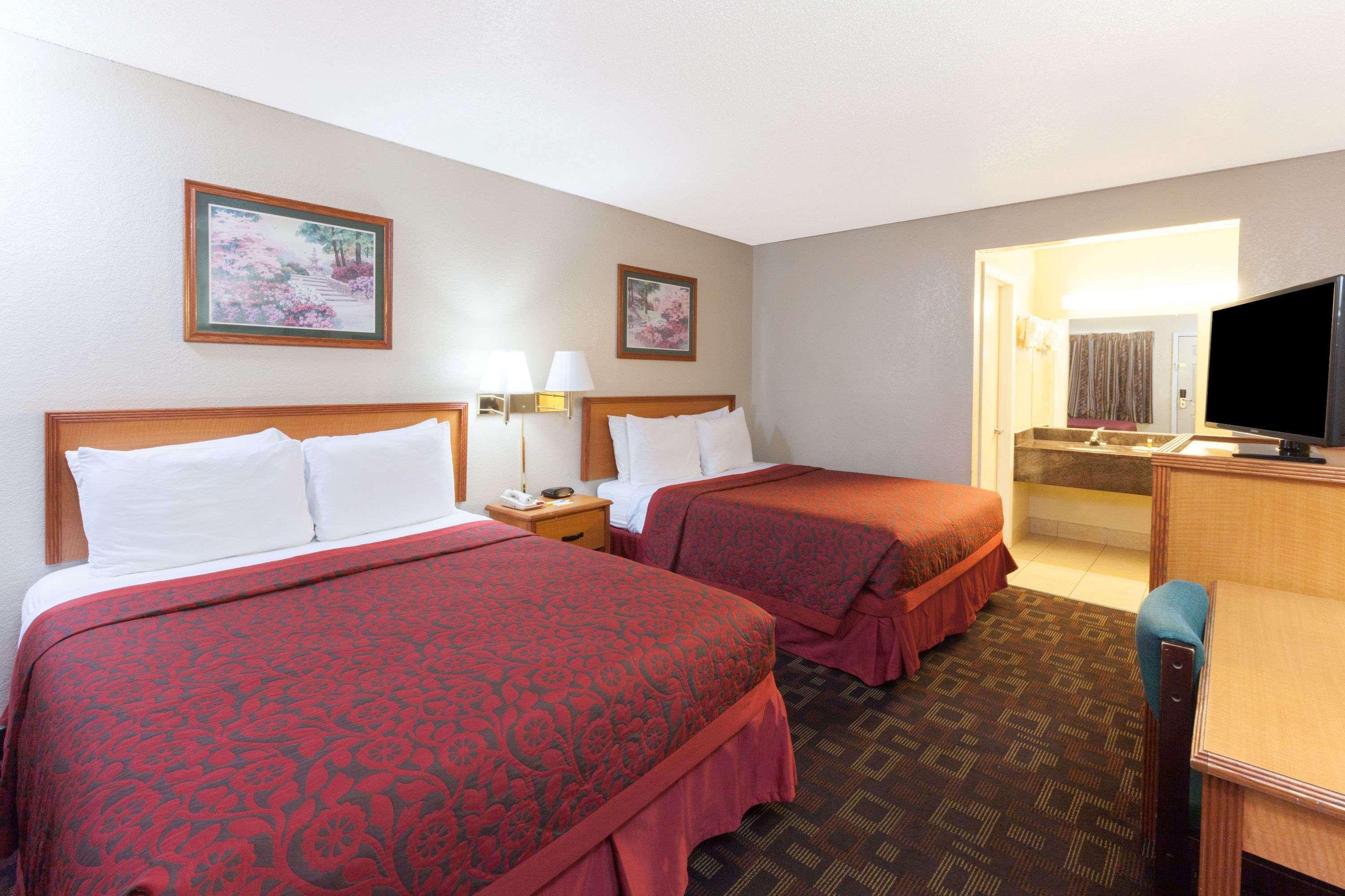 Days Inn By Wyndham Oklahoma City Fairground Екстер'єр фото